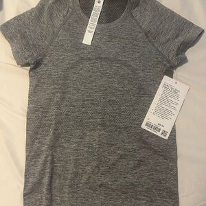 Lululemon Short Sleeve Athletic Top